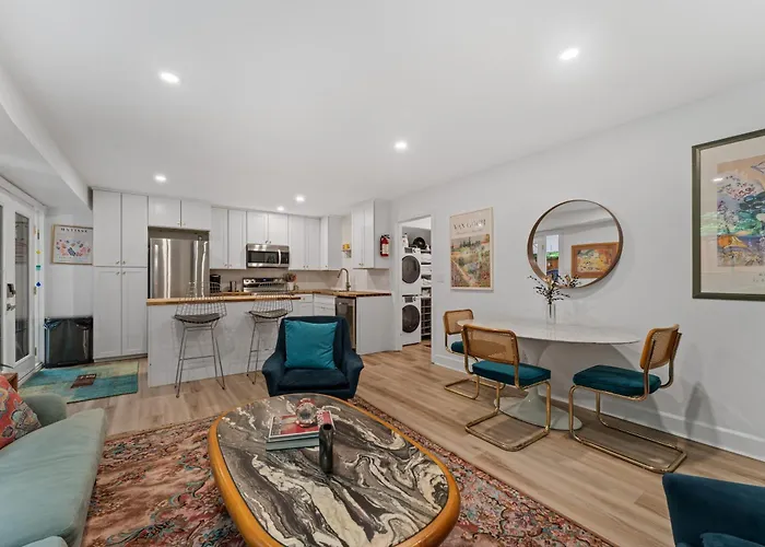 Mid-Century Modern Dream Retreat