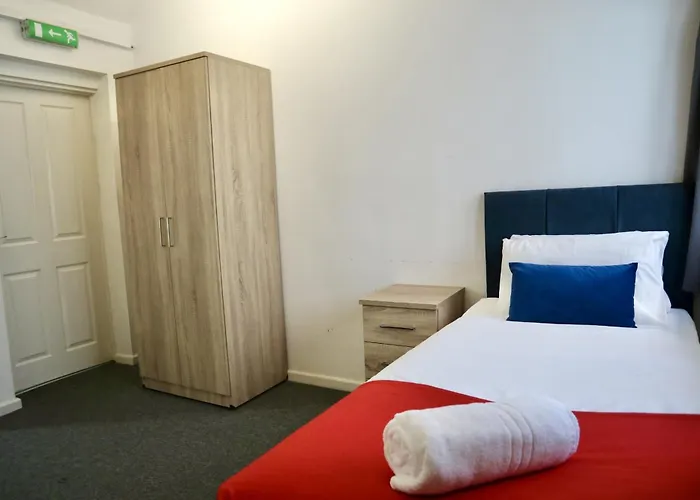 City Centre Guest House - Gloucester Park