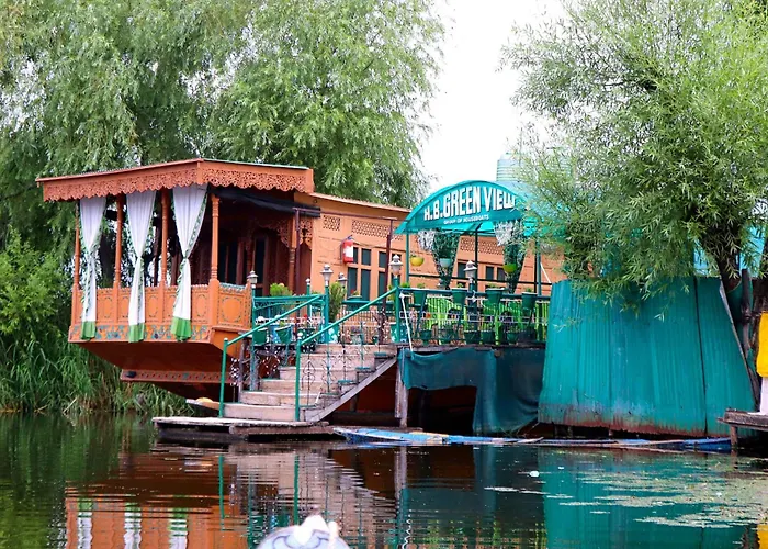 Green View Group Of Houseboats