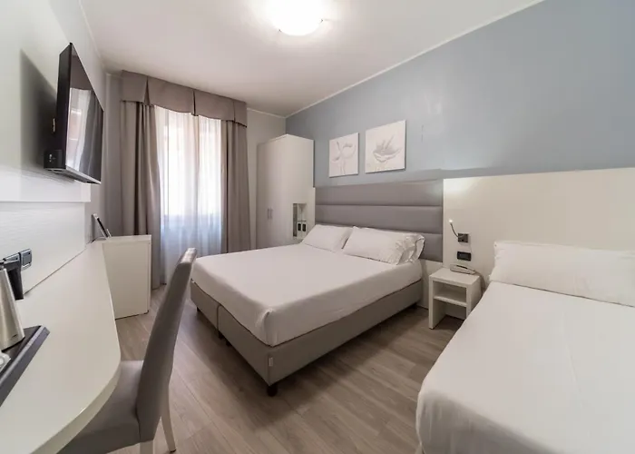 Hotel University