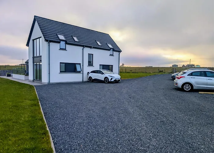 Flotnar Hus - Newbuild B&B