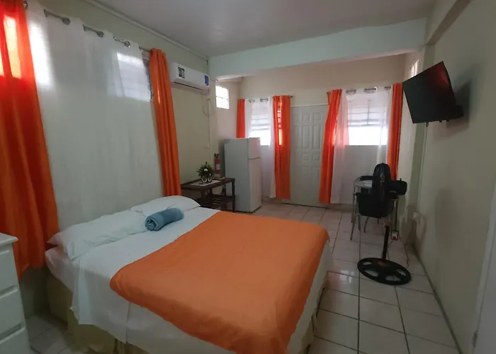 Hilltop View Guesthouse