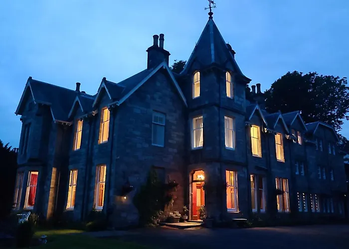 Wellwood Manor