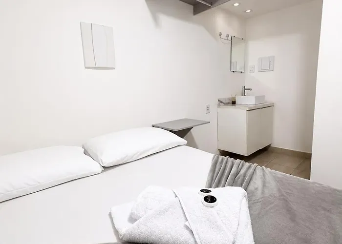 Manaira Suite 01