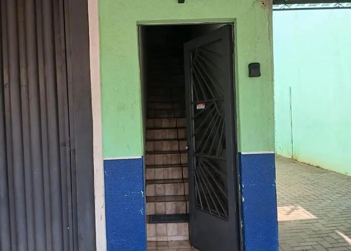 Quarto com cama Queen casal Casa da Mari 2