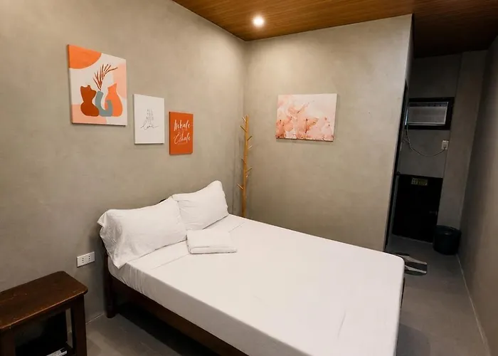 Astra Tourist Inn Near Airport With High Speed Free Wifi