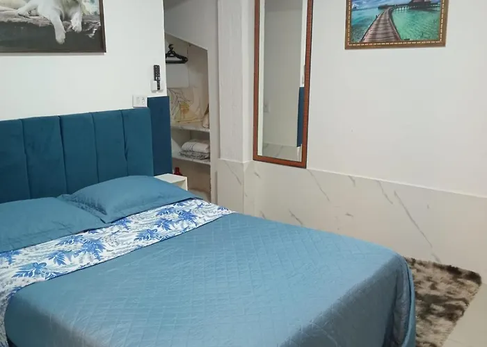 QUARTO AZUL piscina só pra voce