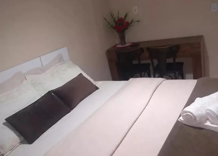 Brocker Hostel Pousada