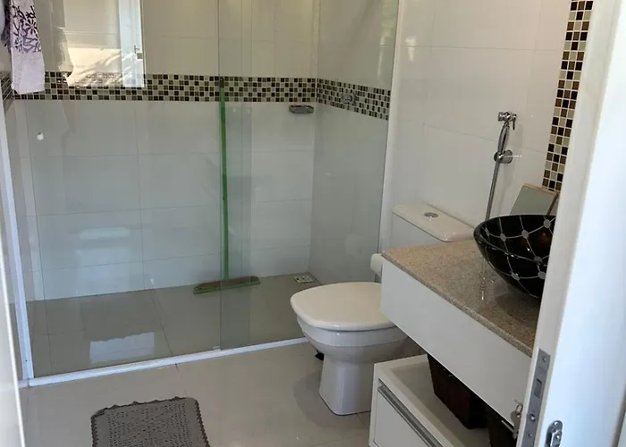 Hospedagem a Trabalho Quarto Banheiro