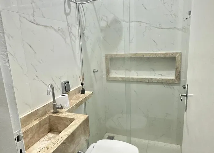 Quarto com banheiro