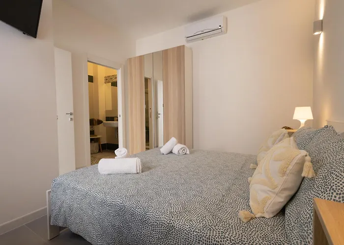 Montebello Room's