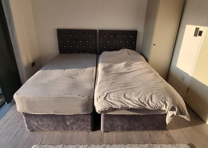 Snowys Guest House