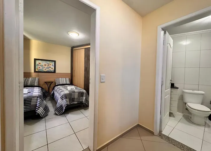 Quarto a 5 Minutos do Hosp Erasto e UFPR