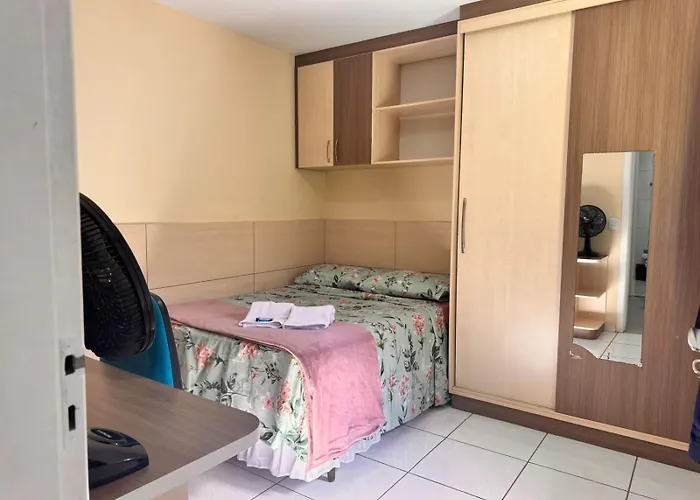 Quarto a 5 Minutos do Hosp Erasto e UFPR