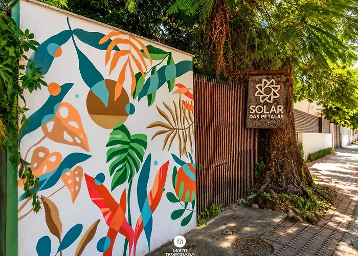 Solar Das Petalas Guest House