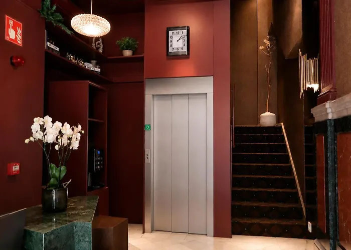 Legazpi Doce Rooms & Suites