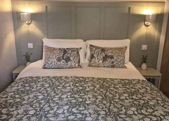 Clarke Cottage Guest House
