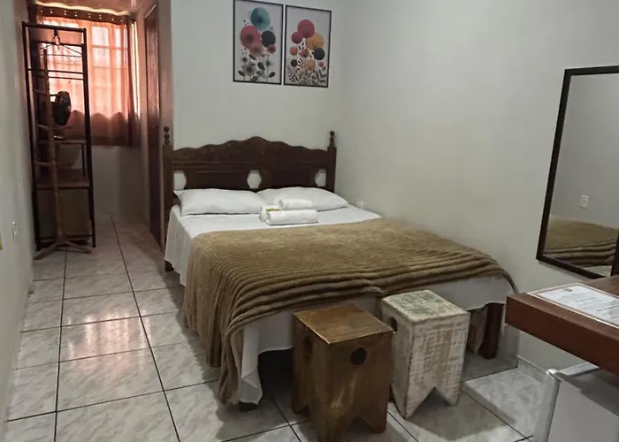 Hospedaria Vila Rica - 1 km do centro histórico