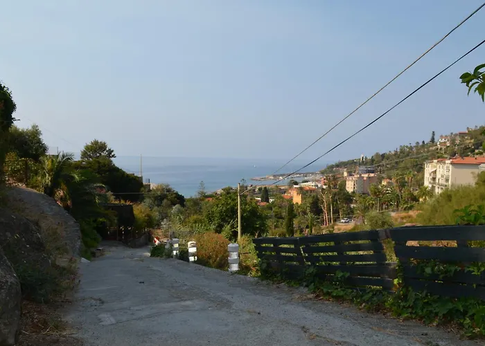 Agrilunassa Eco GuestHouse&Cottage