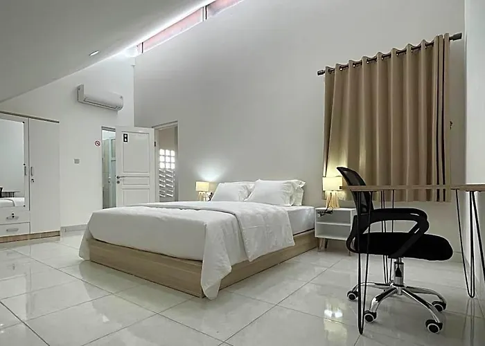 9 Residence Guesthouse Syariah Cilandak