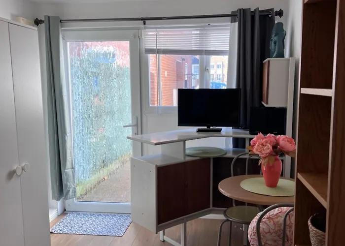 Private Guest House