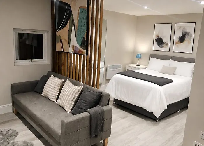 Brentbrooks Studio Flat