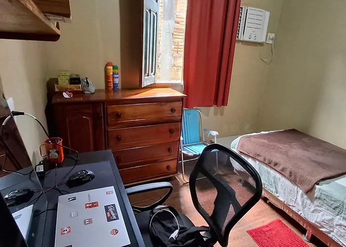 Quarto em velha Serpa