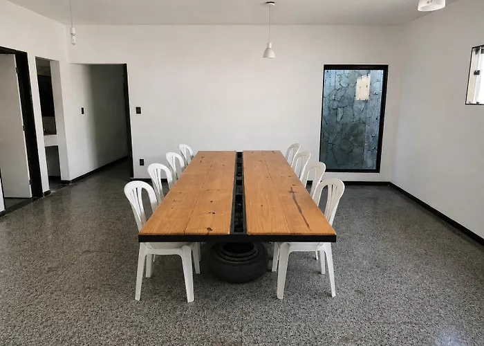 Quarto Privativo Próximo ao Relógio das Flores