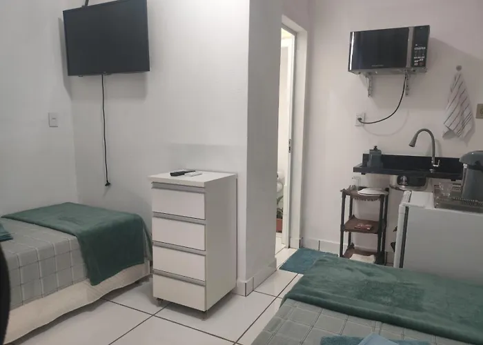 Quarto Privativo com ar condicionado no centro