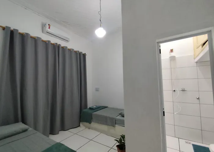 Quarto Privativo com ar condicionado no centro