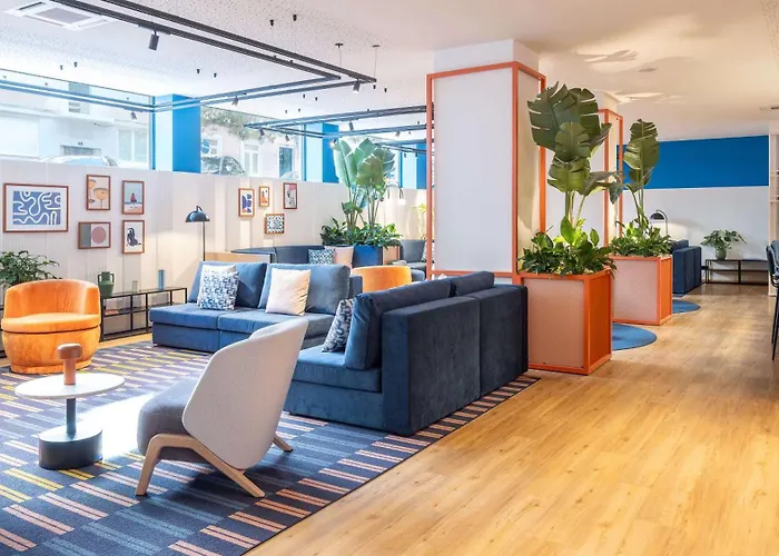 Holiday Inn Express & Suites - Principe Real By Ihg