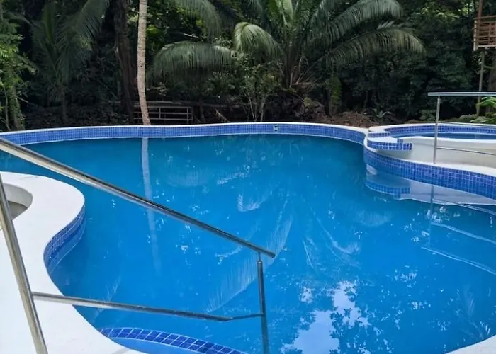 Hostel Wunderbar