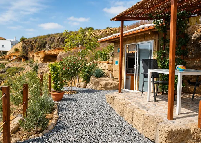 Eco-Finca Azuay - Cave Refuge