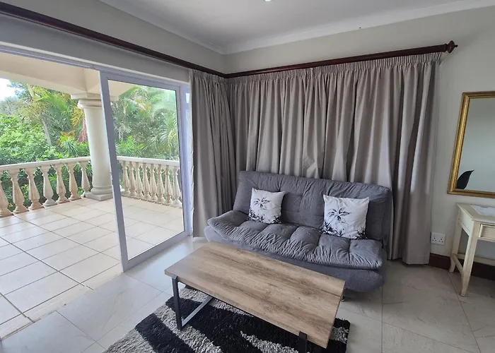 Driftwood On 10 La Lucia
