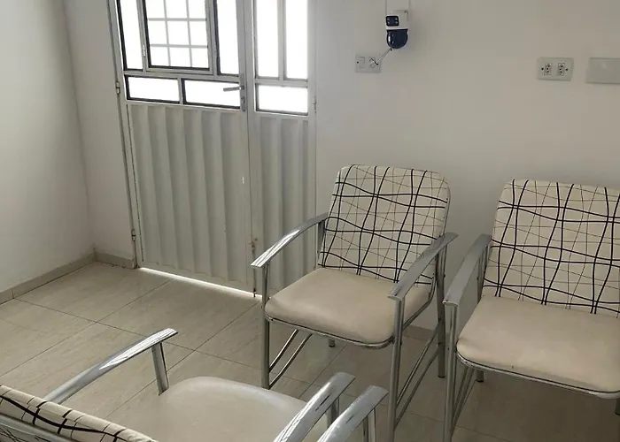 Quarto Casal com Wi-Fi e Ar, próximo ao Centro