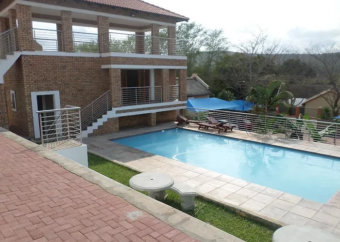 Country Link Guest Lodge