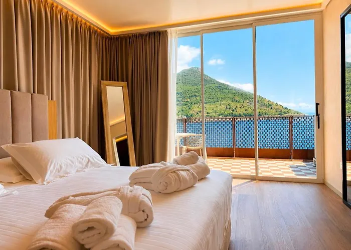 Beach Hotel Terracotta