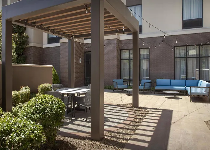 Hampton Inn Louisville East Hurstbourne