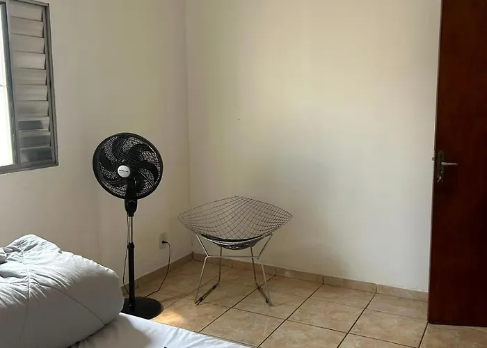 Suíte aconchegante com garagem