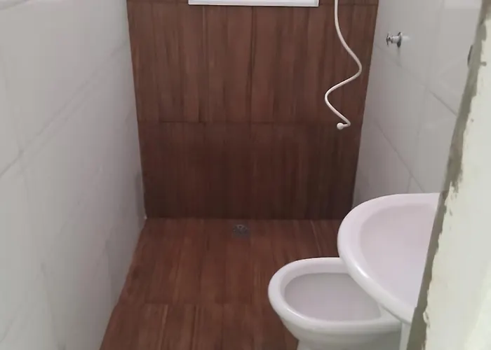 Quarto confortavel com garagem exclusiva