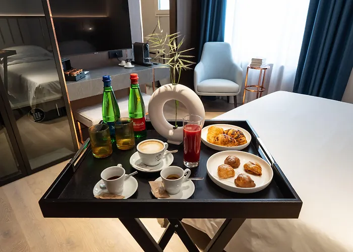 Agra Suites