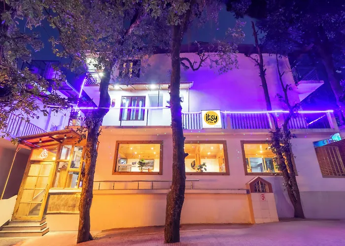 Itsy Hotels Shri Gv Inn, 600 Mtrs From Tiffin Top