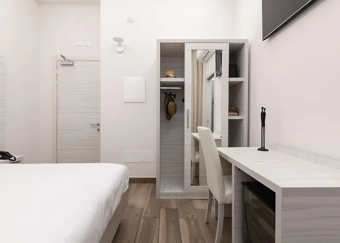Hub Naples