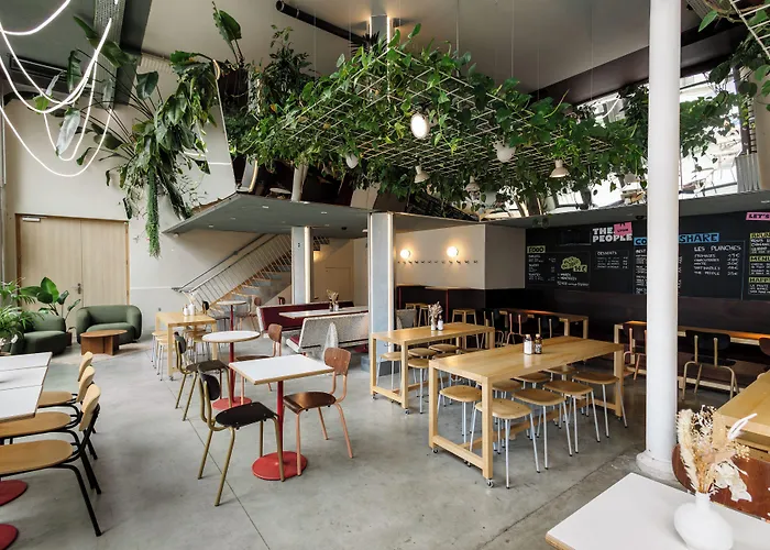 The People Lyon Hostel