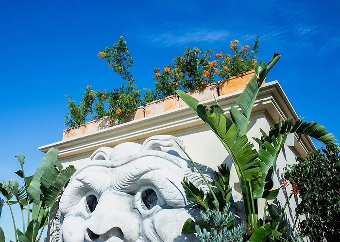 Motels Per La, Autograph Collection