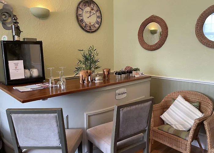 Cheap hotels Beechwood Ensuite Guest House