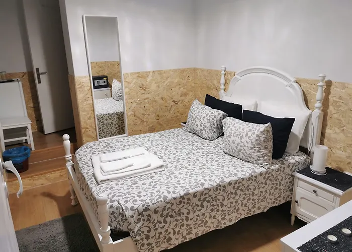 Jualis Guest House