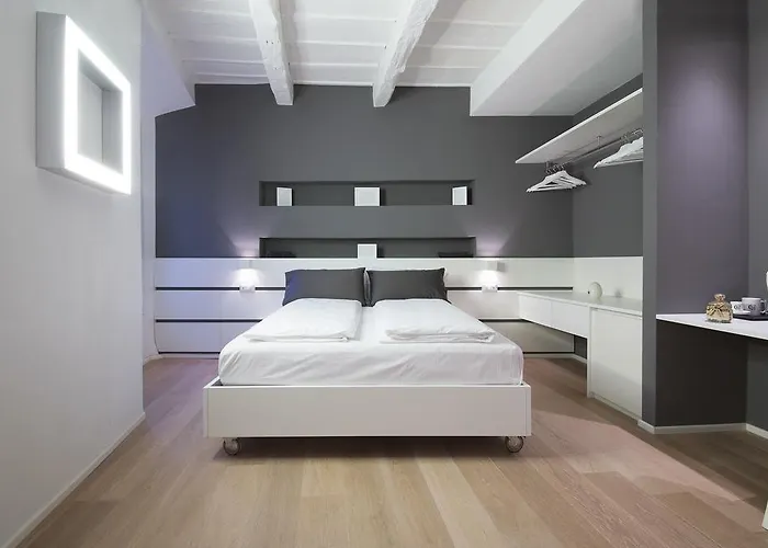 Hotel met tennis: Como Luxury Rooms