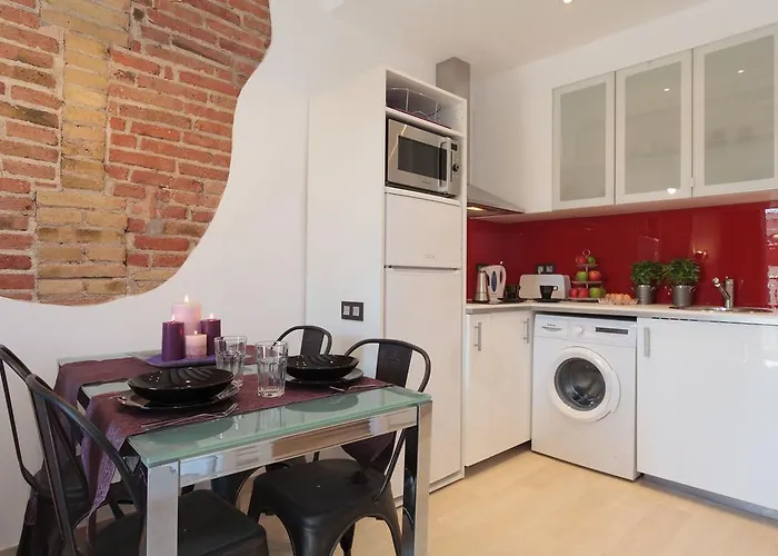 Alquiler de vacaciones: City Center Two Bedrooms Apartment, In A 1870'S Full Renewed Building