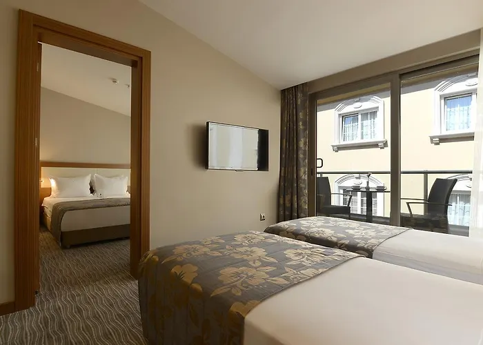 Yasmak Comfort Hotel